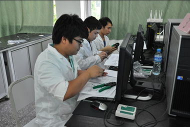 信息工程学院成功承办“锐捷杯”计算机网络应用项目比赛，推动计算机网络工程实践教学发展